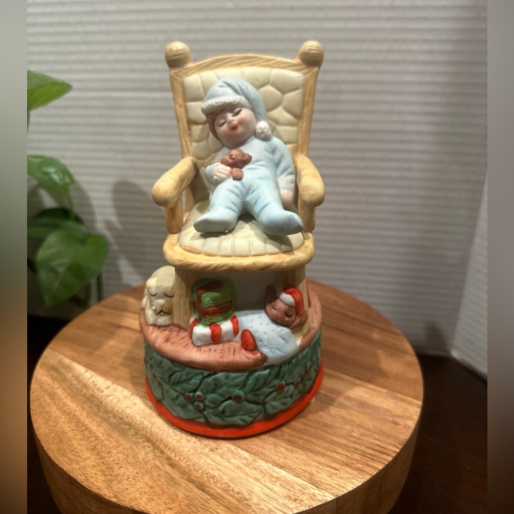 Night Before Christmas Vintage Silent Night Hand Painted Revolving Music Box